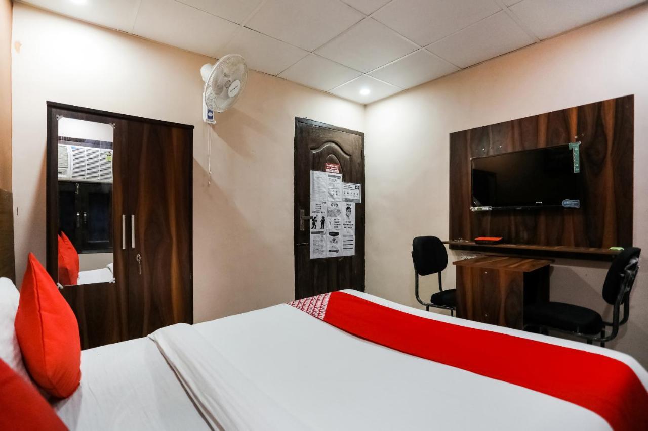 Oyo 72993 Hotel The Gold Faridabad Exterior photo