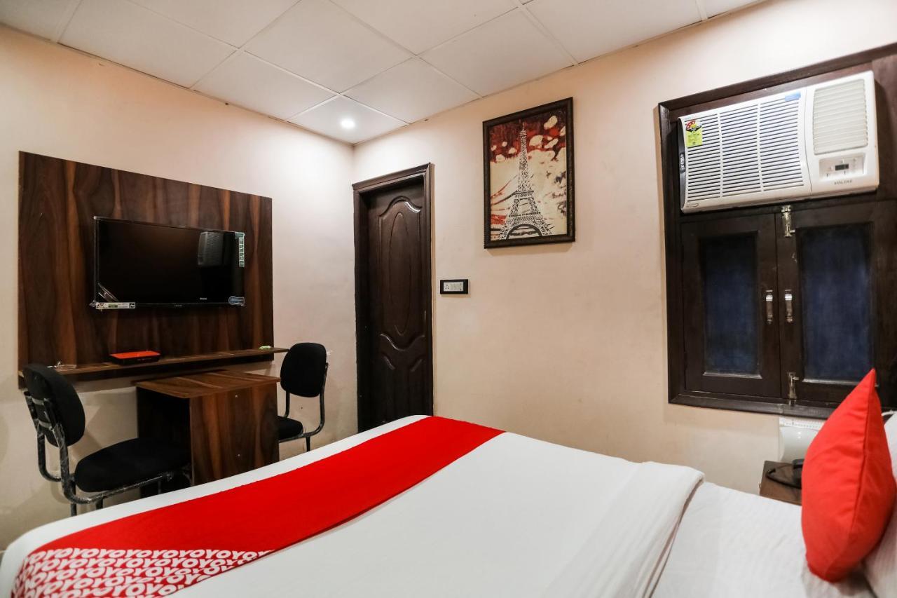 Oyo 72993 Hotel The Gold Faridabad Exterior photo