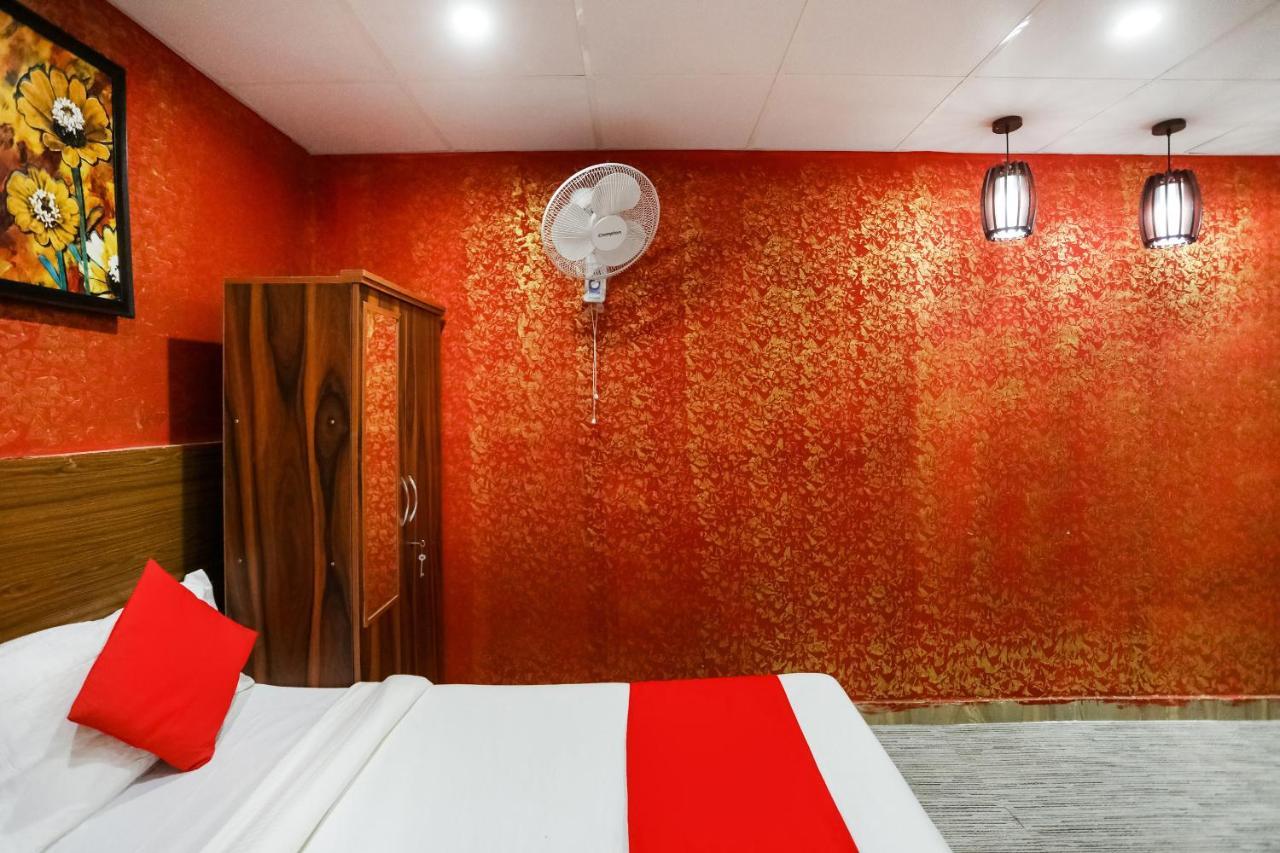 Oyo 72993 Hotel The Gold Faridabad Exterior photo